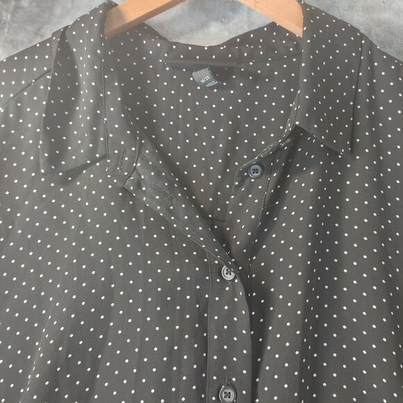 Lane Bryant Women’s 18/20 Black Polka Dot Blouse ButtonUp Career Office Plussize - Picture 7 of 12